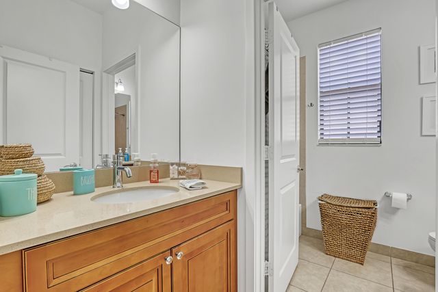 5024 Laurel Oak Drive, Riviera Beach, FL 33410