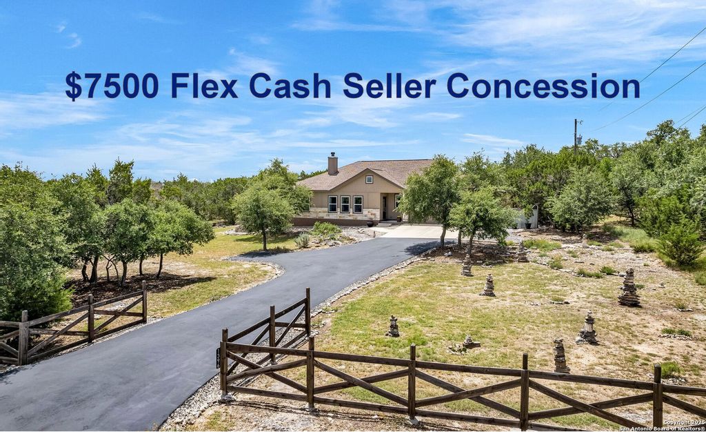 1396 Heritage Hill, Canyon Lake, TX 78133