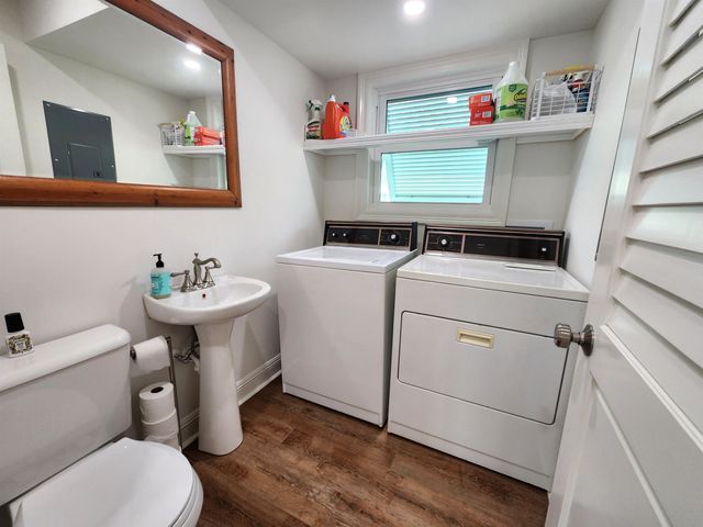 1015 Bourg St, Golden Meadow, LA 70357