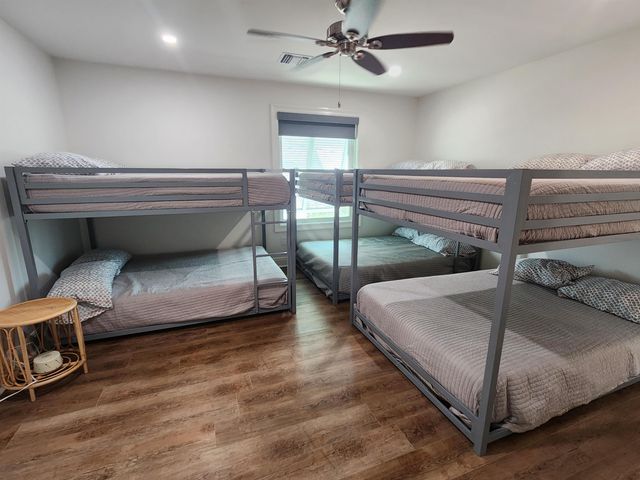 1015 Bourg St, Golden Meadow, LA 70357