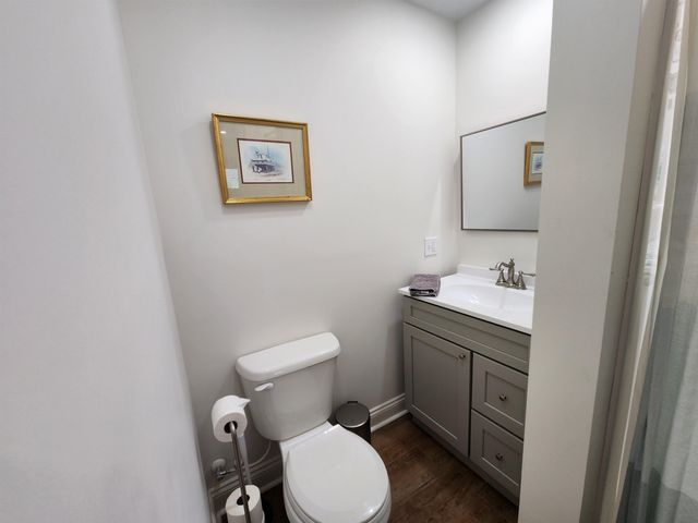 1015 Bourg St, Golden Meadow, LA 70357