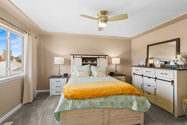 3908 S Virginia Ln, Spokane Valley, WA 99206