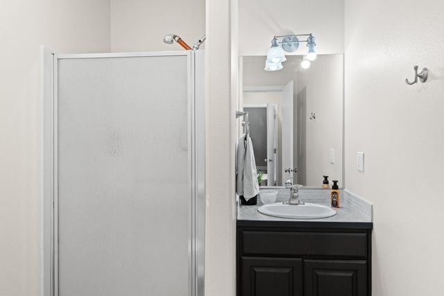 3908 S Virginia Ln, Spokane Valley, WA 99206