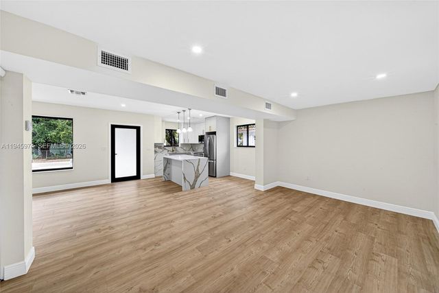 2731 SW 29th Ave, Miami, FL 33133