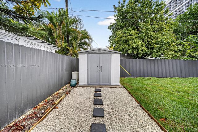 2731 SW 29th Ave, Miami, FL 33133