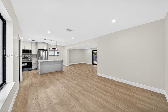 2731 SW 29th Ave, Miami, FL 33133