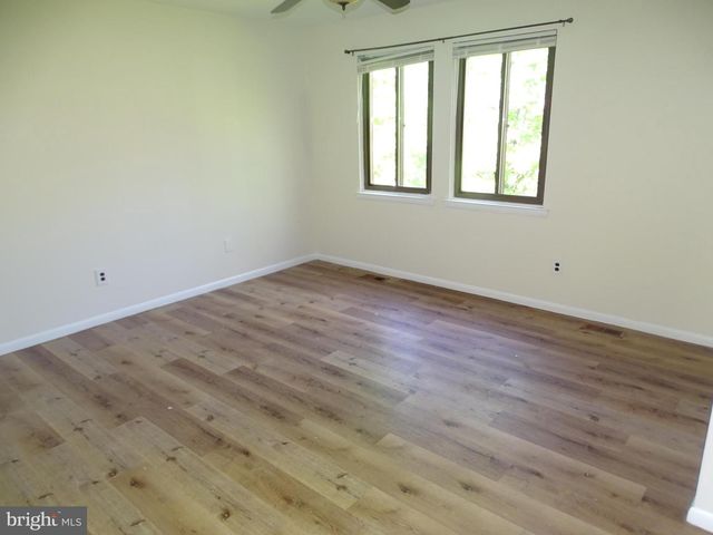 4902 OXFORD CT, Bensalem, PA 19020