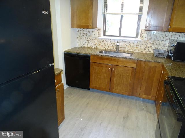 4902 OXFORD CT, Bensalem, PA 19020