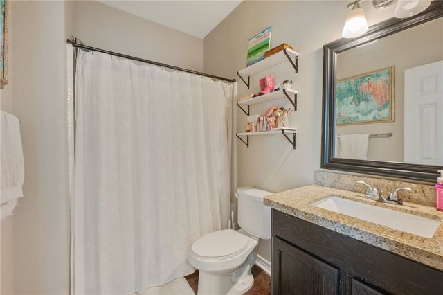 100 Sterling Street, College Station, TX 77840