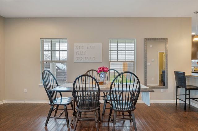 100 Sterling Street, College Station, TX 77840