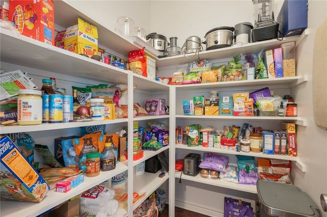 100 Sterling Street, College Station, TX 77840