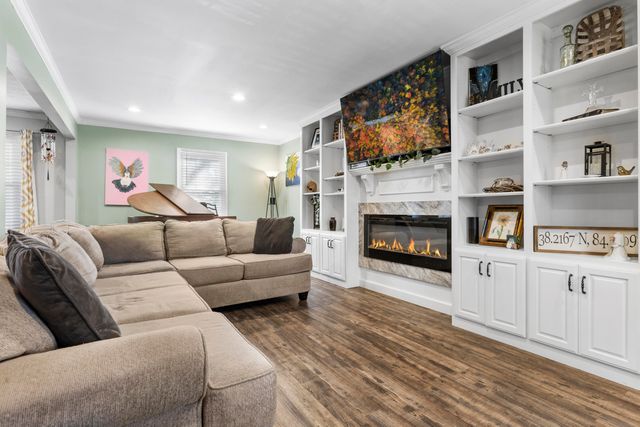 220 Brookfield Drive, Frankfort, KY 40601