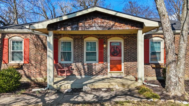 220 Brookfield Drive, Frankfort, KY 40601