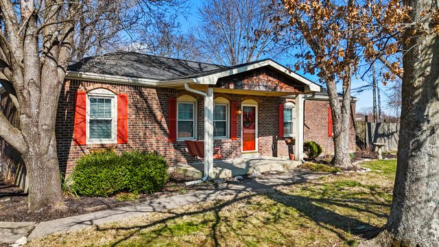 220 Brookfield Drive, Frankfort, KY 40601