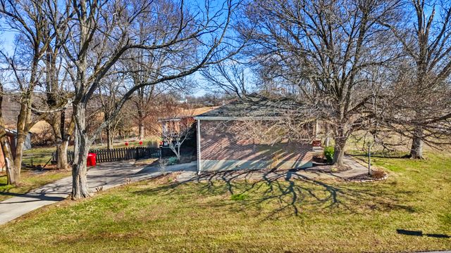 220 Brookfield Drive, Frankfort, KY 40601