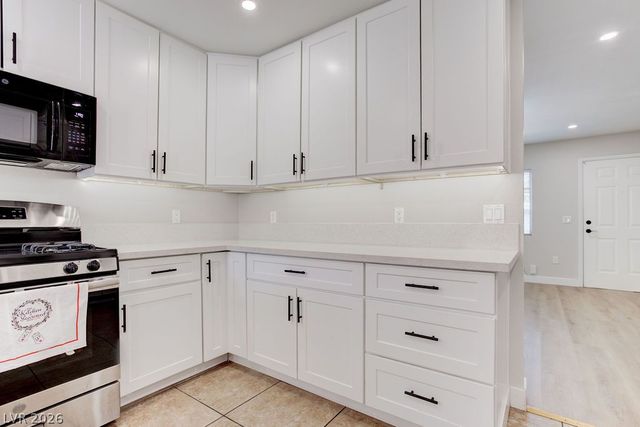 2914 Cedar Avenue, Las Vegas, NV 89101