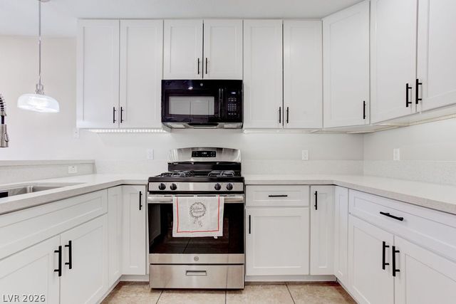 2914 Cedar Avenue, Las Vegas, NV 89101