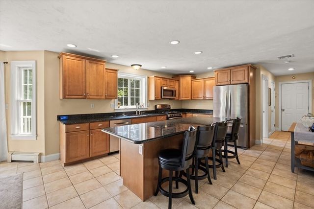 489 Hart St, Dighton, MA 02715