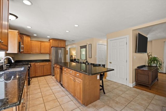 489 Hart St, Dighton, MA 02715