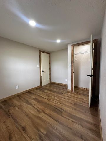 5184-5186 Us Highway 63, Cabool, MO 65689