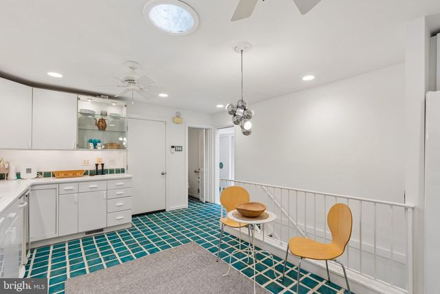 1633 MONK RD, Gladwyne, PA 19035