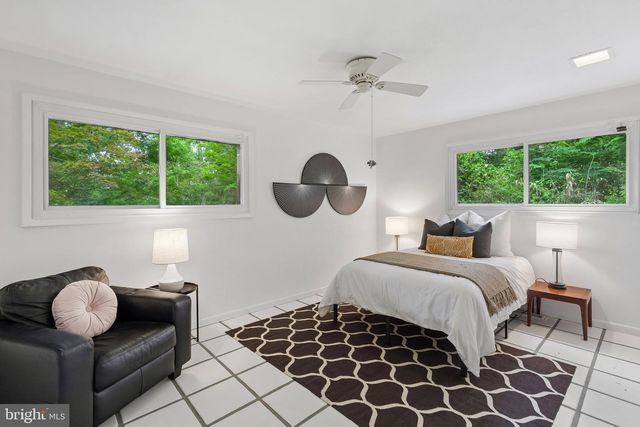 1633 MONK RD, Gladwyne, PA 19035