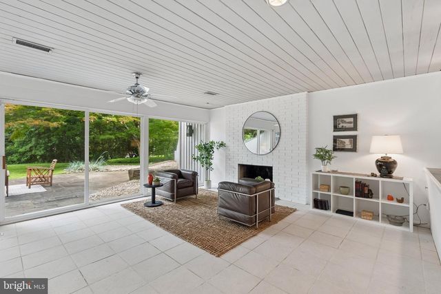 1633 MONK RD, Gladwyne, PA 19035
