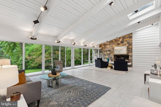 1633 MONK RD, Gladwyne, PA 19035
