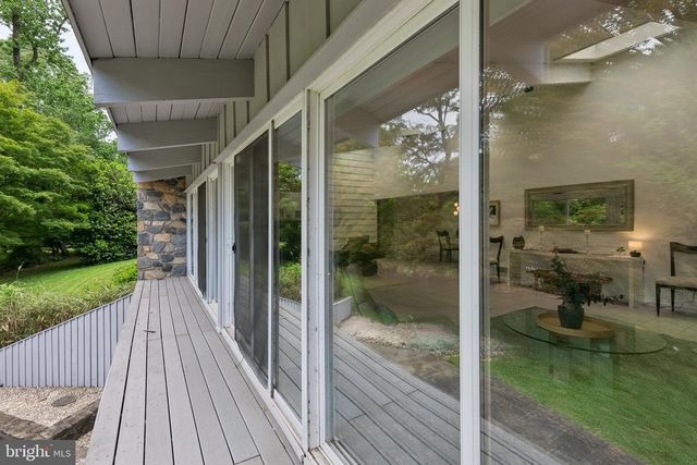 1633 MONK RD, Gladwyne, PA 19035
