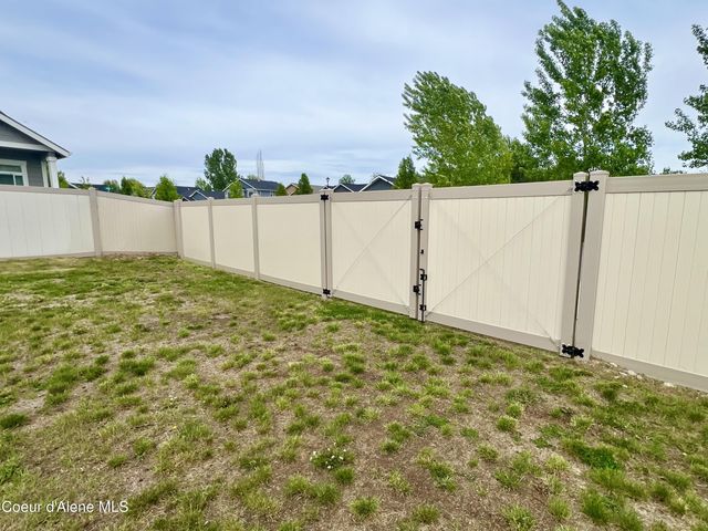 7630 N Joanna DR, Coeur D'alene, ID 83815