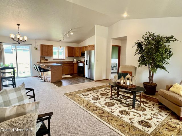 7630 N Joanna DR, Coeur D'alene, ID 83815