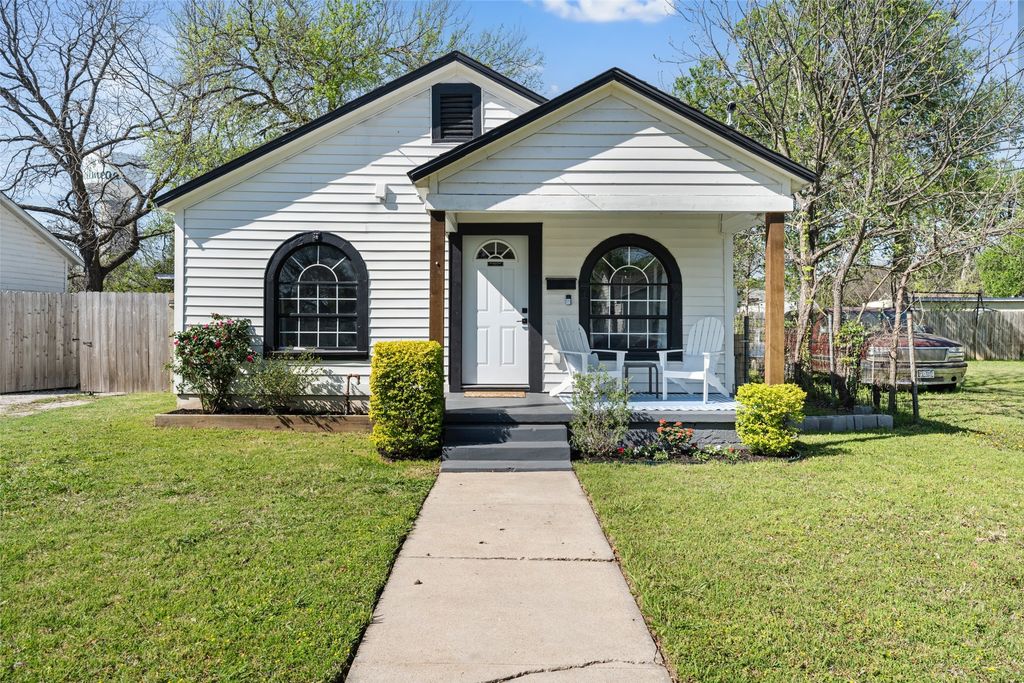 1204 Maxfield Street, Waco, TX 76705