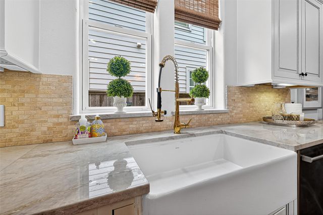 8729 Oak Kolbe Lane, Houston, TX 77080