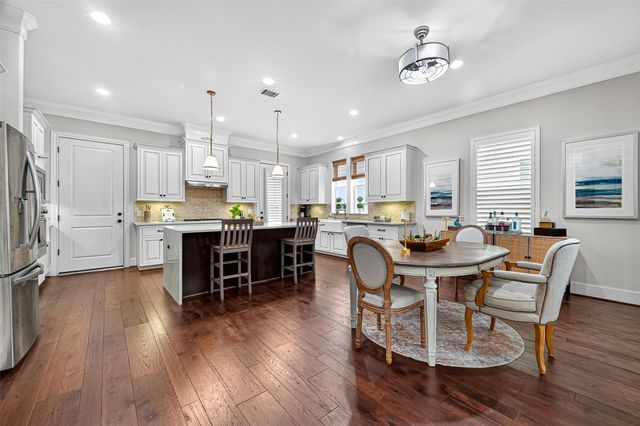 8729 Oak Kolbe Lane, Houston, TX 77080