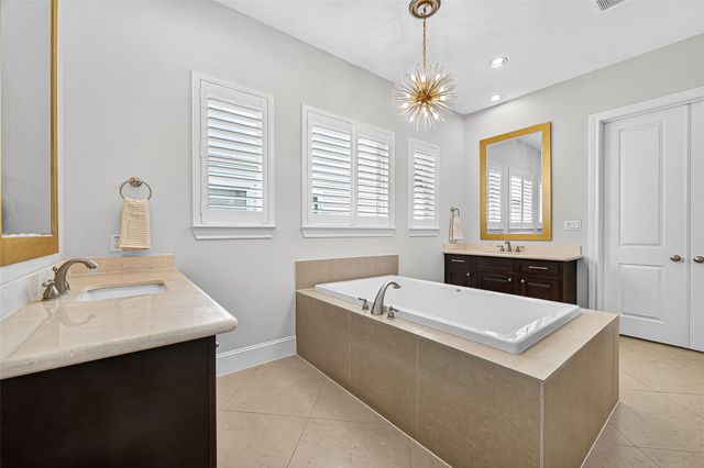 8729 Oak Kolbe Lane, Houston, TX 77080