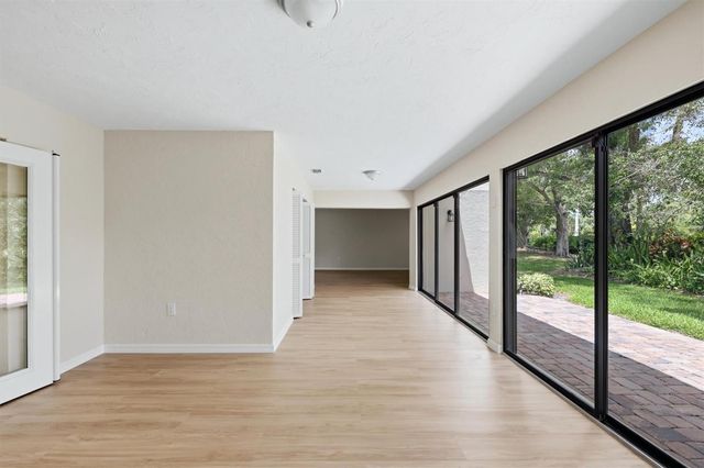 6403 PELICAN DRIVE, Bradenton, FL 34210