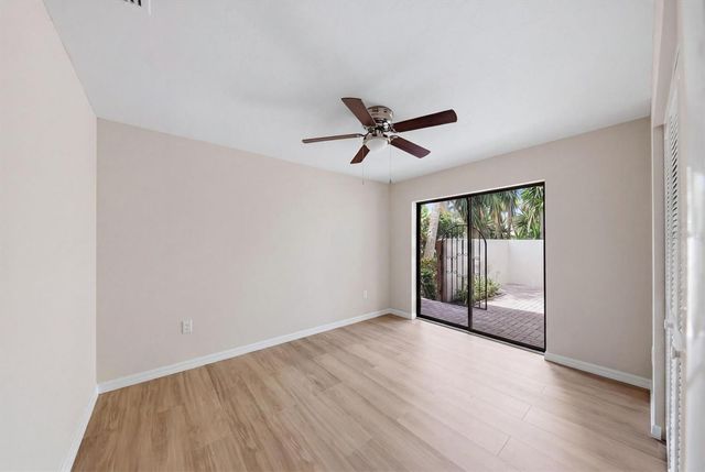 6403 PELICAN DRIVE, Bradenton, FL 34210