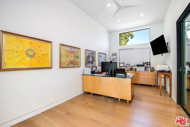 5101 Rubio Avenue, Encino (los Angeles), CA 91436