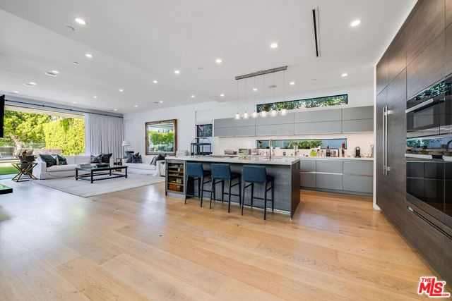 5101 Rubio Avenue, Encino (los Angeles), CA 91436