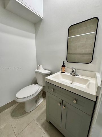 609 NW 2nd Ave 4, Hallandale Beach, FL 33009