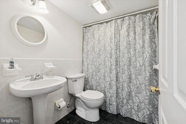 2718 HAWTHORNE RD, Glenside, PA 19038