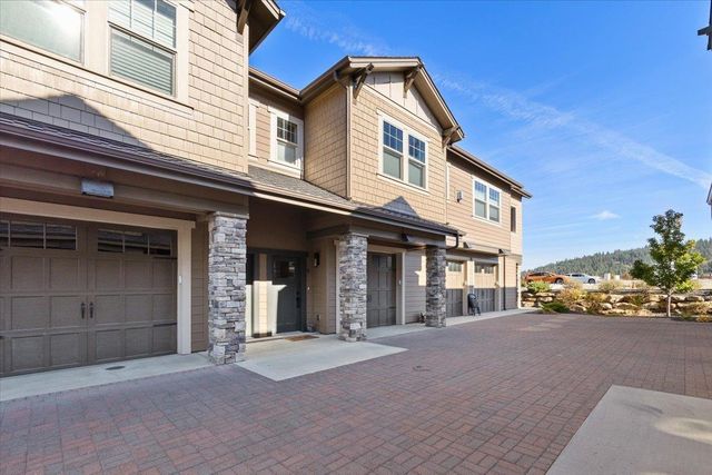 24493 E Pinnacle Ct, Liberty Lake, WA 99019