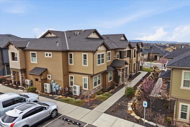 24493 E Pinnacle Ct, Liberty Lake, WA 99019