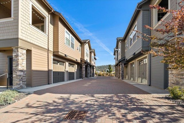 24493 E Pinnacle Ct, Liberty Lake, WA 99019