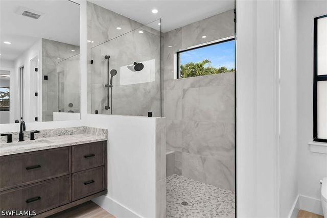 1528 Kingston CT, Marco Island, FL 34145