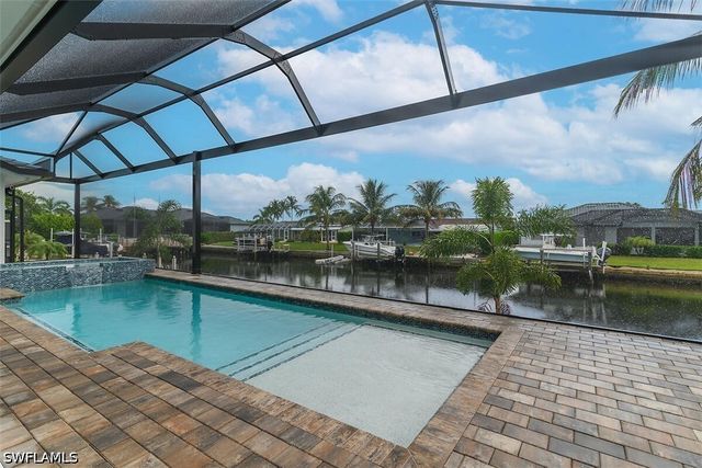 1528 Kingston CT, Marco Island, FL 34145