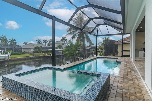 1528 Kingston CT, Marco Island, FL 34145