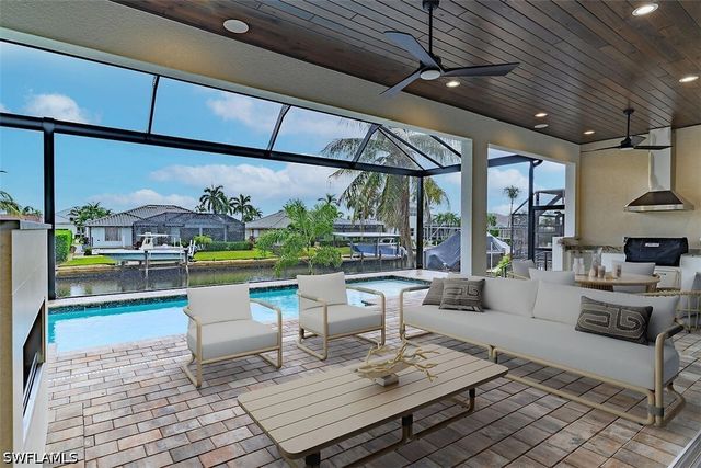 1528 Kingston CT, Marco Island, FL 34145