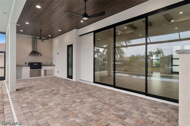 1528 Kingston CT, Marco Island, FL 34145
