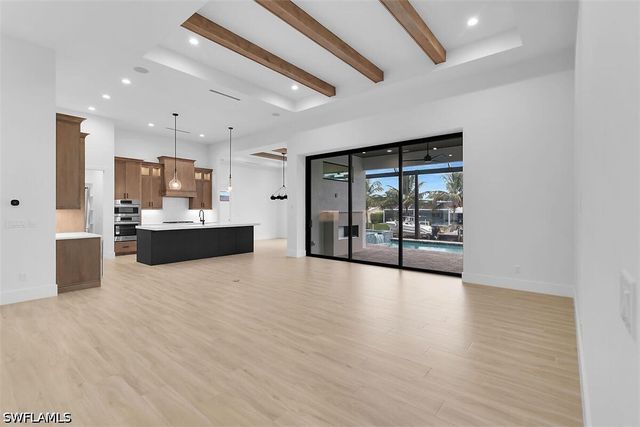 1528 Kingston CT, Marco Island, FL 34145